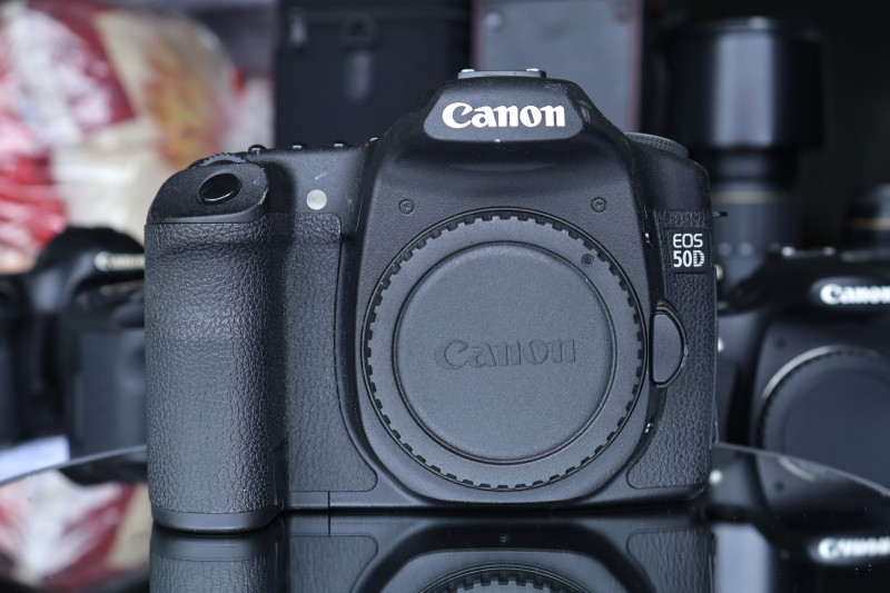 Máy ảnh canon 50d - mới 99%