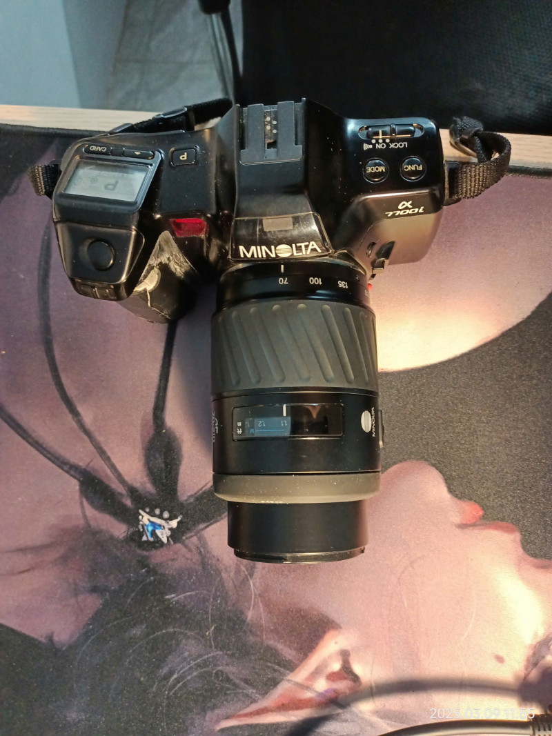 ống kính minolta 7700i - Máy ảnh Phim