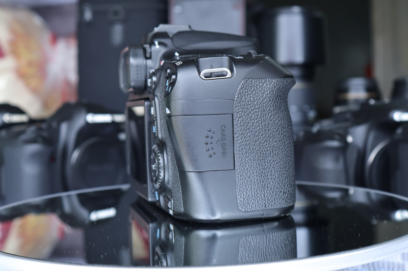 Máy ảnh Canon eos 70D - Full phụ kiện - Máy ảnh Canon